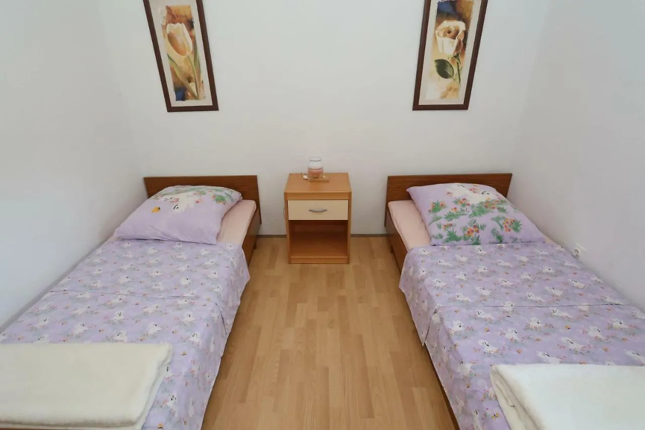 Apartment Villa Neyla Vir