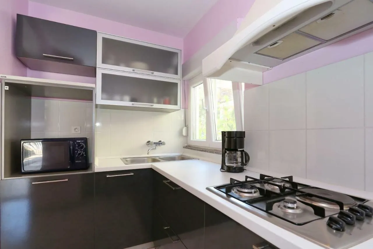 Apartment Villa Neyla Vir